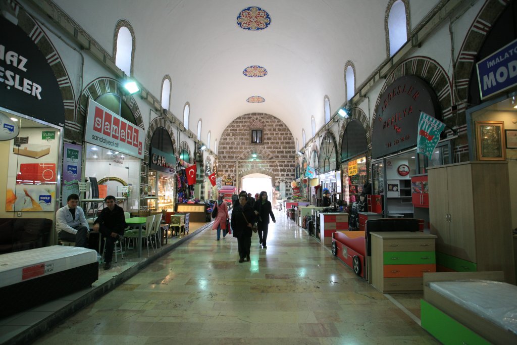 İVAZ PAŞA ÇARŞISI