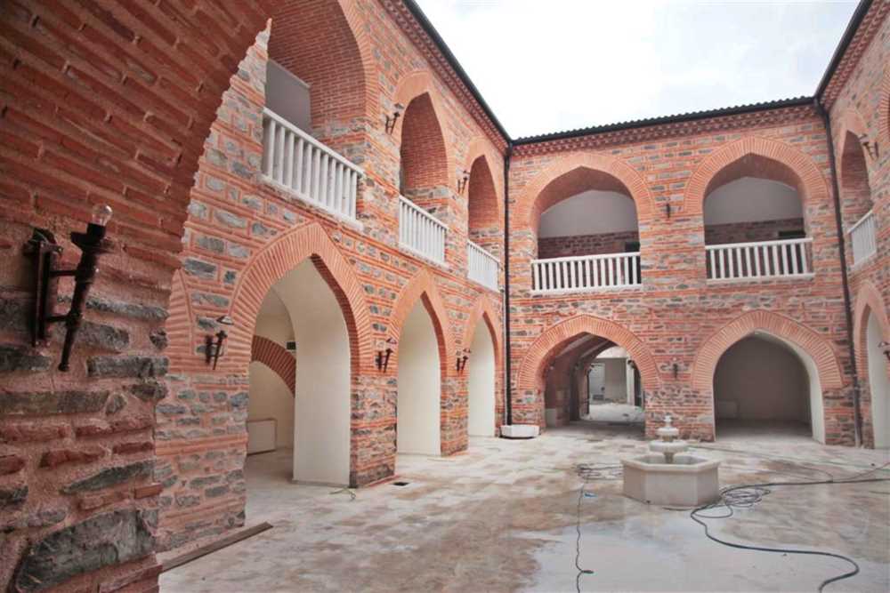 KÜTAHYA HAN (ÇUKURHAN)